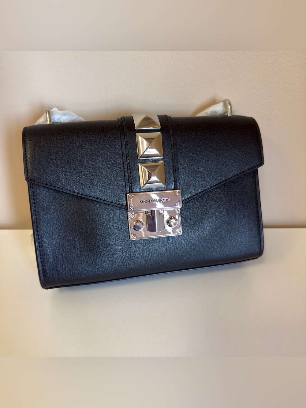 Michael Kors ROSE MD FLAP SHLDR NOT LEATHER - Picture 9 of 10